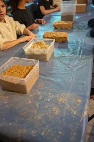 Atelier les mains dans la terre © Alex Nollet - La Chartreuse
